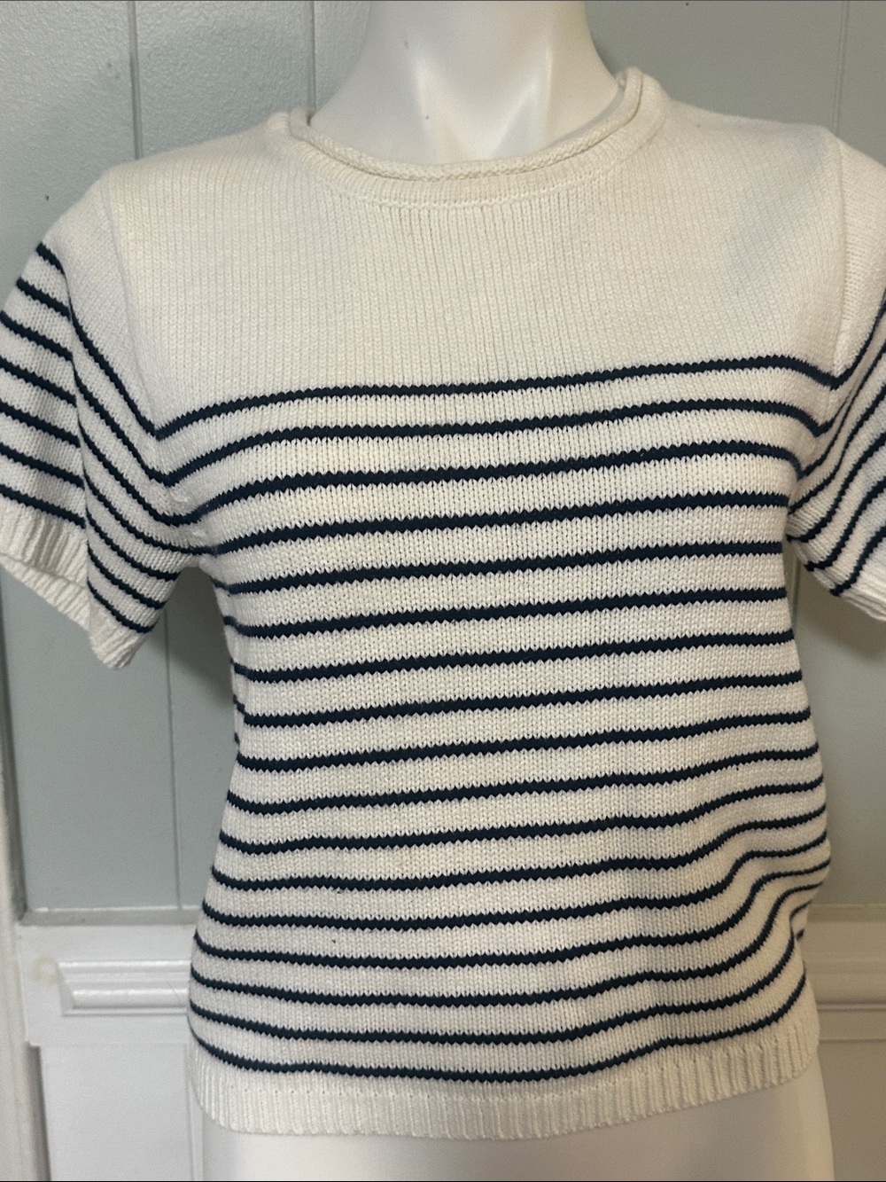 Jessica Simpson White Short-Sleeve Knit Top with Navy Stripes